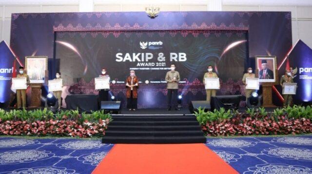 SAKIP dan RB Naik Signifikan, Pemkab Tangerang Kembali Raih Award 2021