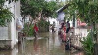 Banjir Setinggi 70 Cm Merendam Setengah Juta Rumah di Teluknaga Tangerang