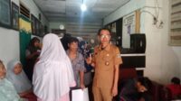 Fasilitasi Warga Membuat Akta Kelahiran, Kades Paku Alam Tangerang: Warga Antusias
