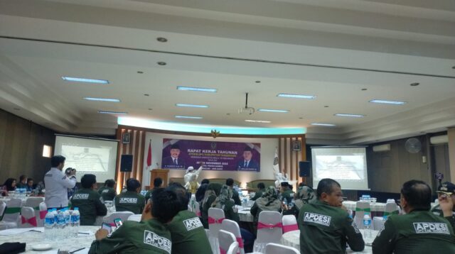 Menuju 100 Desa Mandiri Tahun 2023, DPC Apdesi Kab Tangerang Gelar Rapat Kerja