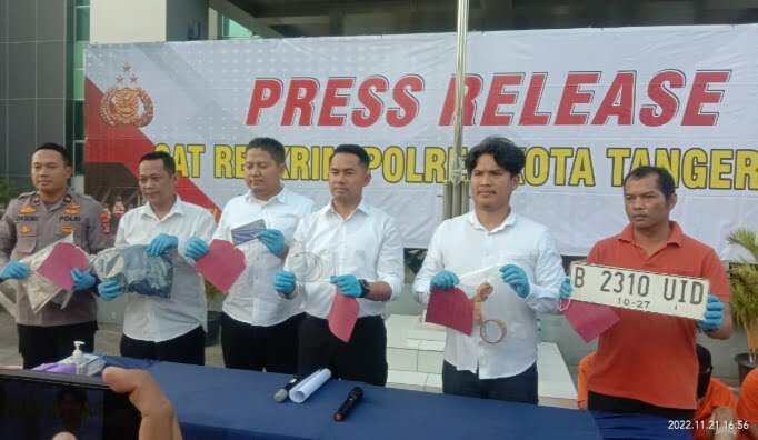 Bunuh Sopir Taksi Online dan Bawa Kabur Mobil, 4 Orang Ditangkap Satreskrim Polresta Tangerang