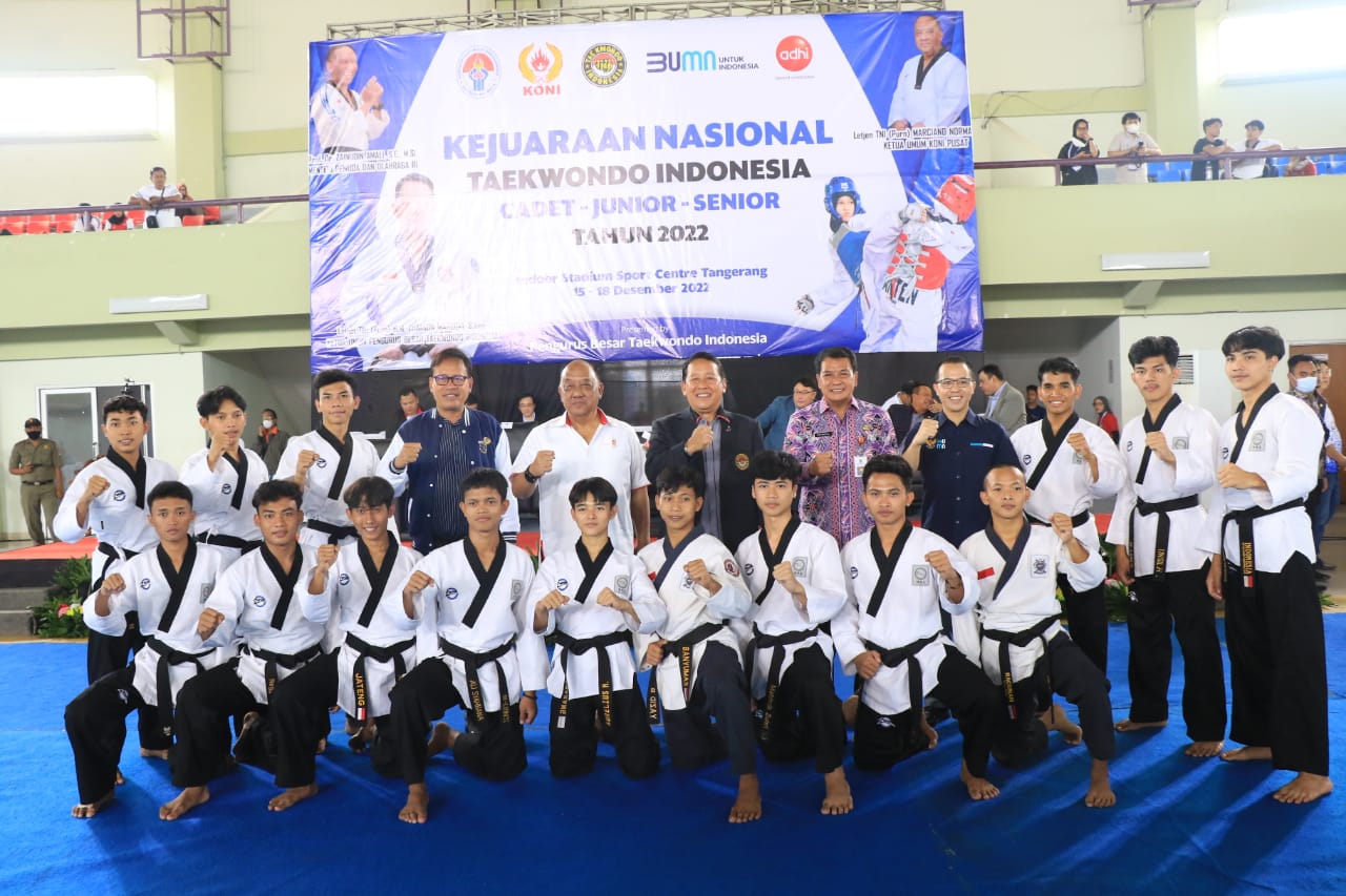 865 Atlet Siap Tanding Pada Kejurnas Taekwondo Di Indoor Stadium Sport Center Kabupaten Tangerang