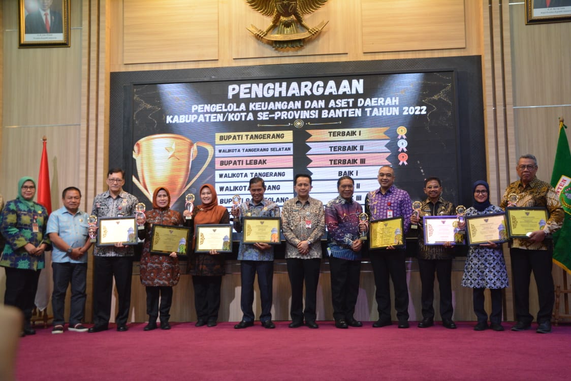 Pemkab Tangerang Raih Penghargaan Juara Umum Terbaik Pengelolaan Keuangan dan Aset Daerah Se-Provinsi Banten