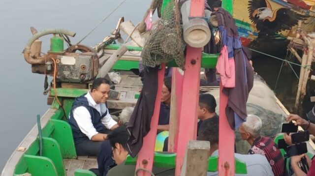 Dialog Dengan Nelayan di Kronjo Tangerang, Anies: Nelayan Keluhkan Ketersediaan Solar